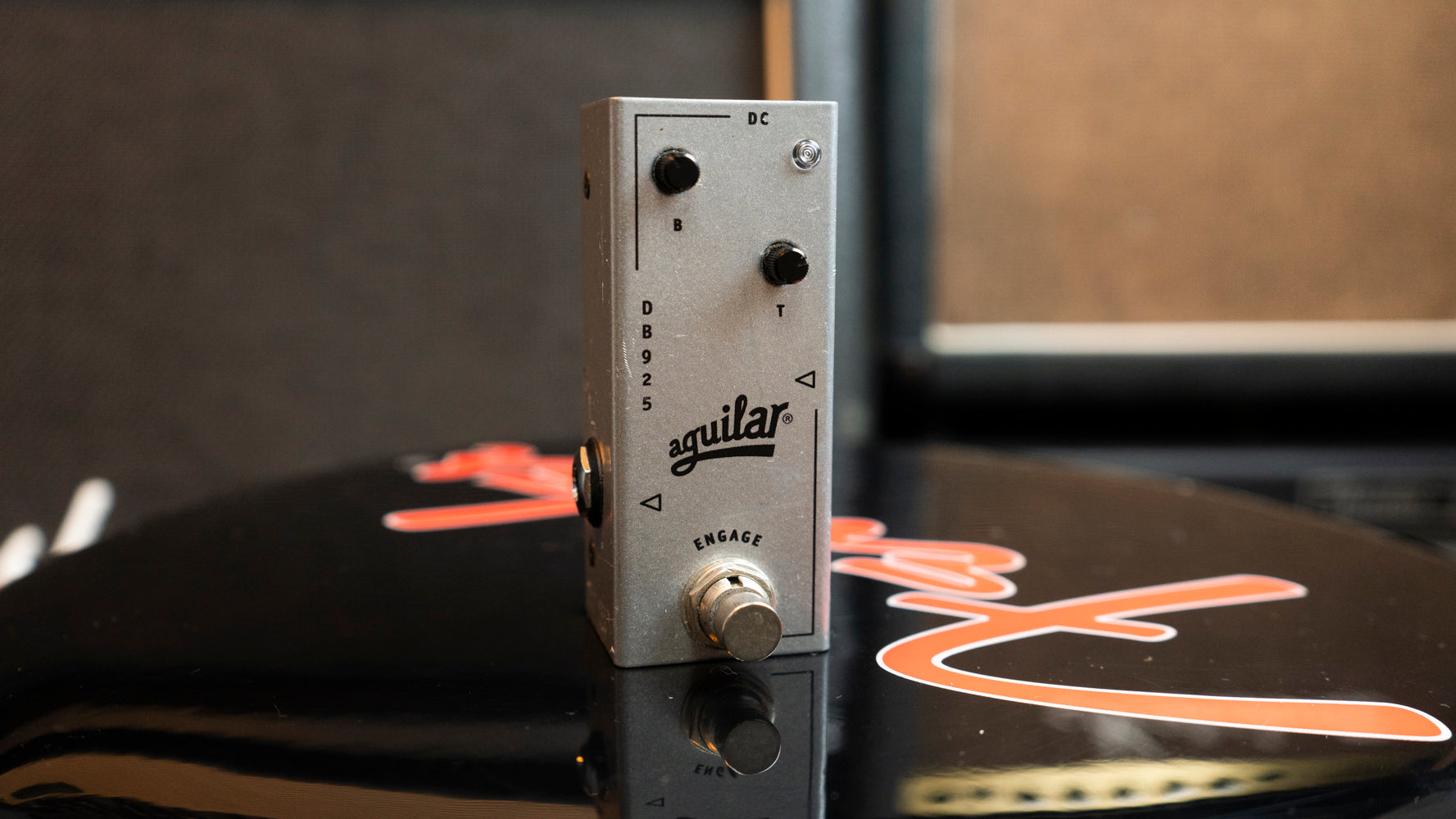 Aguilar DB 925 Compact 2Band Preamp Bass Guitar Effects Pedal Texas