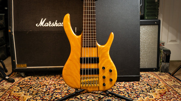 Ken Smith BSR6P 6 strings Bass, Bolt on Maple Neck / Pau ferro Fingerboard / Avodire & Walnut Body W/ Case Paperwork 10.7 Pounds