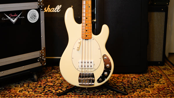 Ernie Ball Music Man Classic StingRay 4 2010 Buttercream 2 EQ (Hard To Find)