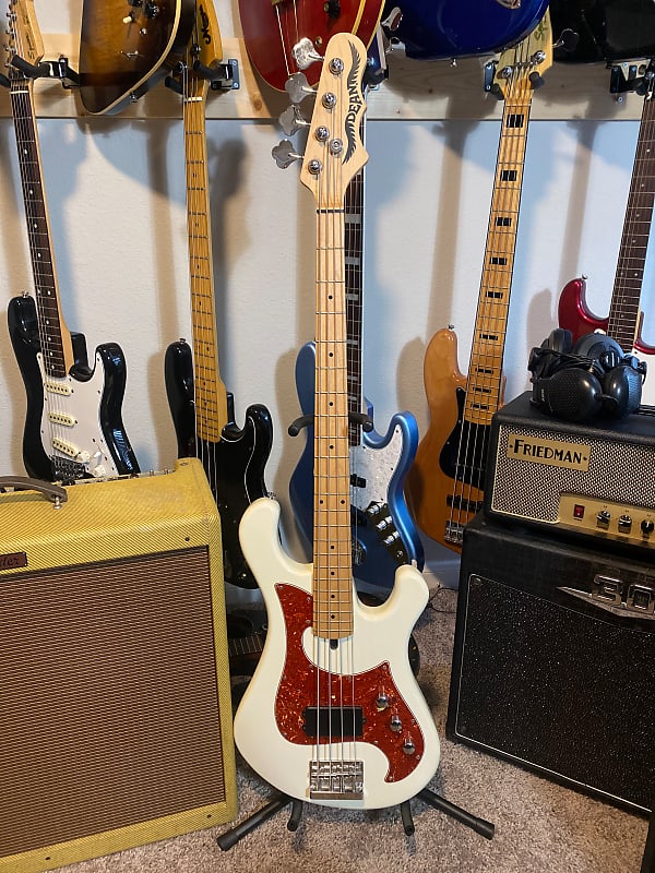 Dean  Hillsboro Single Bass Vintage White